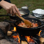キャンプ料理の基本｜初心者でも失敗しない簡単レシピと道具の使い方
